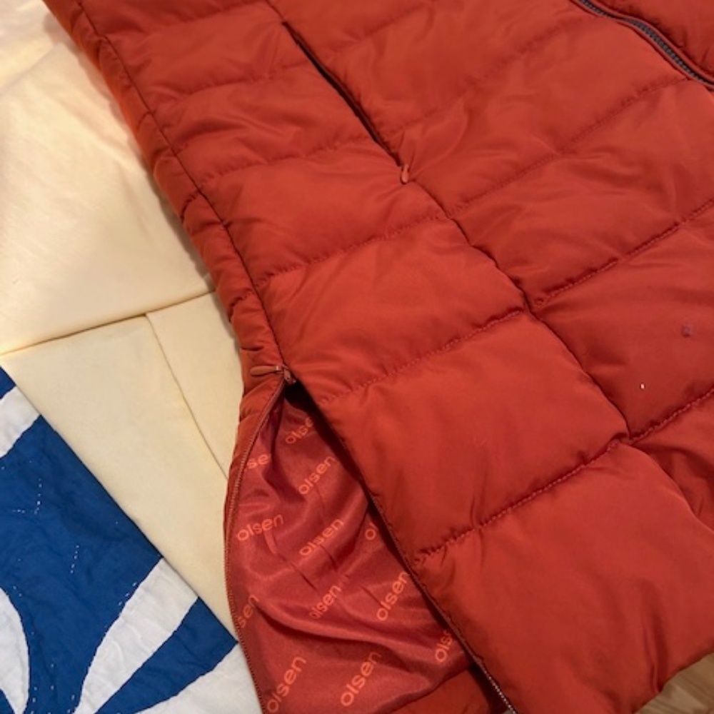 Olsen Outdoor Puffer Vest - water repellent. Spring / Fall. (M) - Picture 2 of 8